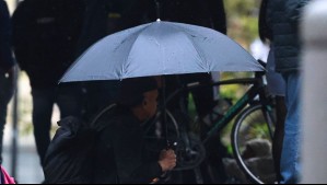 Martes lluvioso en cinco regiones: Lluvias con fuertes vientos continuarán en estas localidades