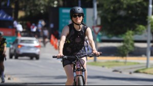 Incluye a la Región Metropolitana: Nuevo aviso por altas temperaturas afecta a la zona central