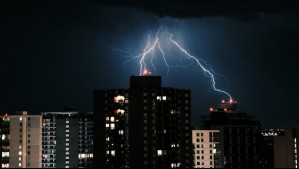 Es oficial: Pronostican tormentas eléctricas en varios sectores desde Coquimbo hasta O'Higgins durante este período