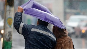 Sectores con chubascos de nieve y vientos de hasta 40 km/h: Este es el pronóstico oficial de lluvias para este lunes