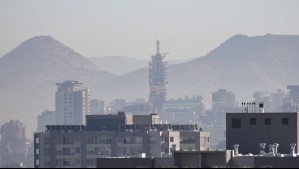 Alerta ambiental por 'malas condiciones de ventilación' en la RM: Vehículos con estas patentes no podrán circular
