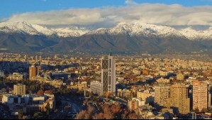 Nubosidad, precipitaciones y frío marcarán el final de la semana en la RM: Este será 'el día más nuboso' en Santiago
