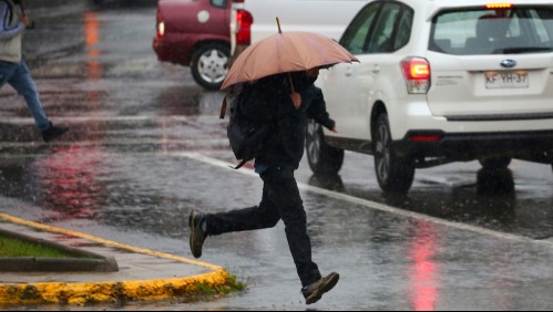 'Sequías y lluvias torrenciales': Tren de aguas cálidas propiciaría 'uno de los fenómenos de El Niño más intensos'