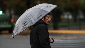 Lluvias 'llegarán este martes a la cordillera': La 'ventana de precipitaciones' se abriría entre estas horas en Santiago