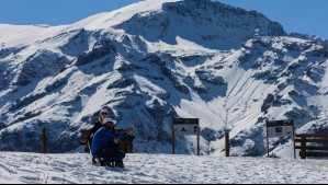 Precipitaciones persistirían en las alturas de la RM durante dos días: Estos serían los acumulados de agua y nieve