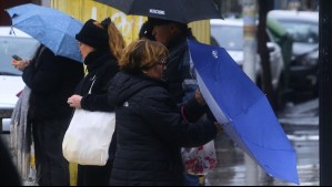 Lluvias y fuertes vientos continuarán durante este lunes: Sistema frontal llevará precipitaciones a estas localidades