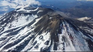 'Eyección de piroclastos, emisión de ceniza y gases': Elevan nivel de alerta en el complejo volcánico Nevados de Chillán
