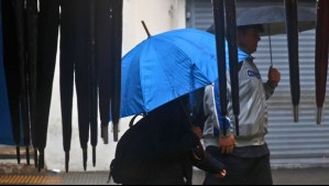 Precipitaciones en la zona central: Sistema frontal llegaría con su 'último impulsito' a estos sectores