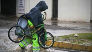 Se aproxima un nuevo sistema frontal: 'Dejará precipitaciones fuertes' en una región y llevará viento hasta la RM