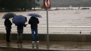 Alerta amarilla por temporal en el sur: Estos sectores se mantendrán con 'alta probabilidad de aluviones y derrumbes'