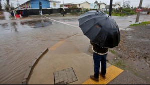 'Es mucho vapor de agua': Sistema frontal llegaría con un río atmosférico 'categoría 4 a 5' a las cercanías de Santiago