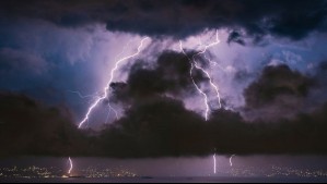 Emiten alerta por tormentas eléctricas en Coquimbo: También podrían producirse en otras dos regiones