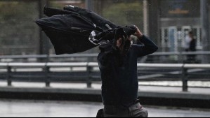 'Quédate en casa y ten tu kit de emergencia a mano': Recomendaciones oficiales para enfrentar un temporal