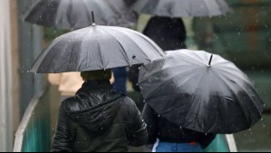 Pronostican precipitaciones moderadas hasta este sábado: Emiten Aviso para sectores de la RM y otras seis regiones