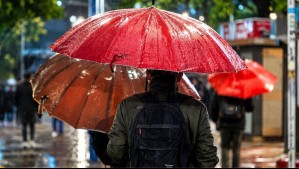 Lluvia en Santiago este lunes 3 de agosto: Meteorología informa hasta qué momento recibirán chubascos estas comunas