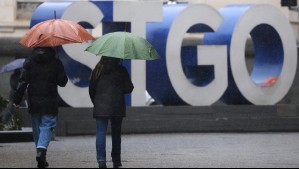Vientos de hasta 60 km/h afectarán a la zona central: También 'volverá a llover' desde esta hora en Valparaíso y la RM