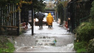 Precipitaciones con vientos continuarán en 12 regiones durante este miércoles: Estas ciudades enfrentarán lluvia fuerte