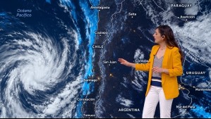 'Se viene aproximando un sistema frontal a Santiago': Meteoróloga revela a qué hora comenzará a llover este sábado