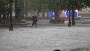 Confirmado por la DMC: Sistema frontal afectará a Valparaíso, Santiago y Rancagua con lluvias y vientos desde este día