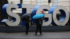 'Continuamos con precipitaciones' en el centro de Santiago: Pronóstico en detalle para la jornada de este jueves