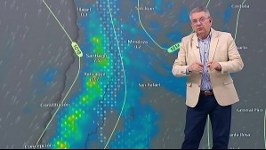 Prevén hasta 15 mm en Santiago este lunes: Jaime Leyton adelanta a qué hora 'se generalizarán las tormentas y chubascos'
