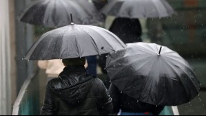 Pronóstico oficial: Comunas de Valparaíso y la Región Metropolitana se mantendrán con precipitaciones hasta este martes